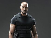 Henry Simmons