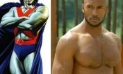 Henry Simmons