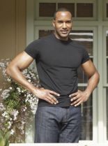 Henry Simmons