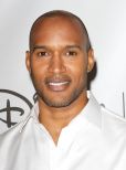 Henry Simmons