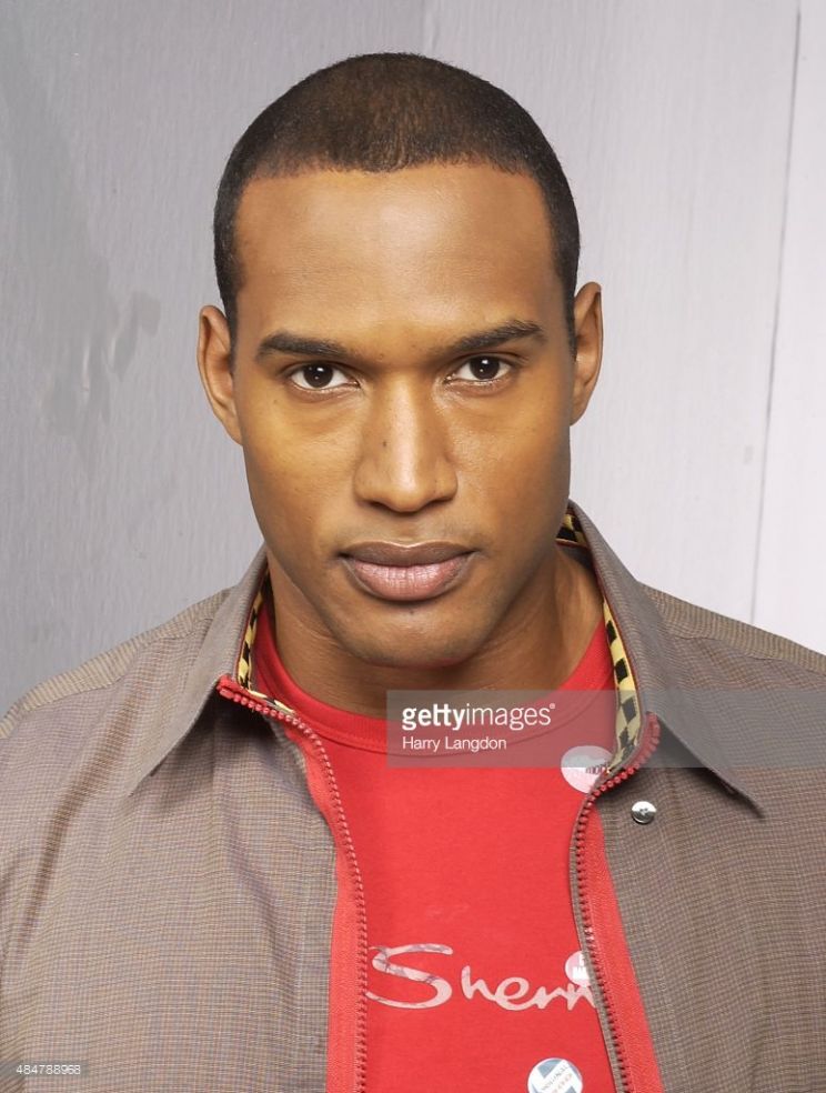 Henry Simmons