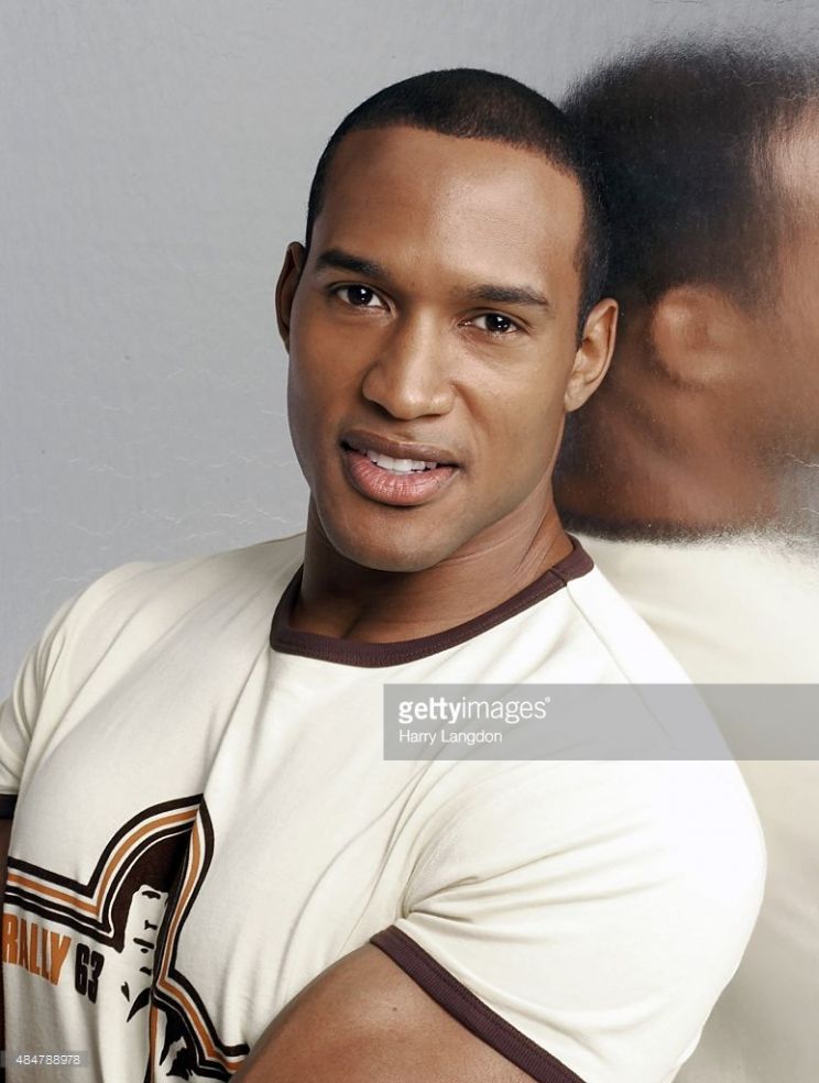 Henry Simmons