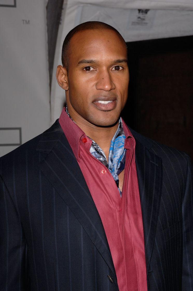 Henry Simmons