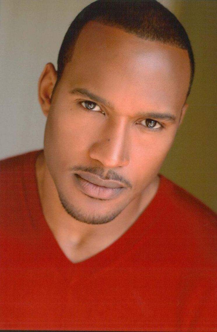 Henry Simmons