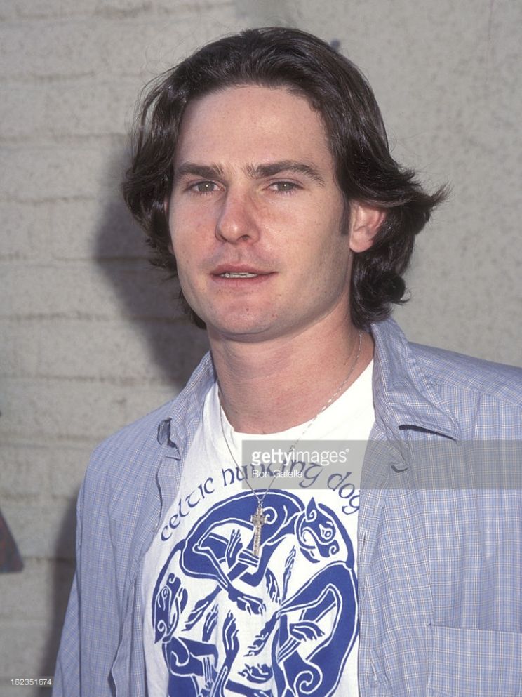 Henry Thomas