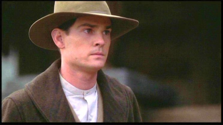 Henry Thomas
