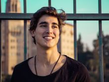 Henry Zaga