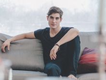 Henry Zaga