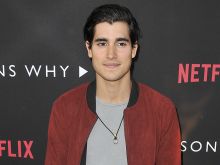 Henry Zaga