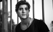 Henry Zaga