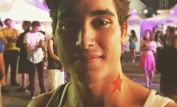 Henry Zaga