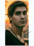 Henry Zaga