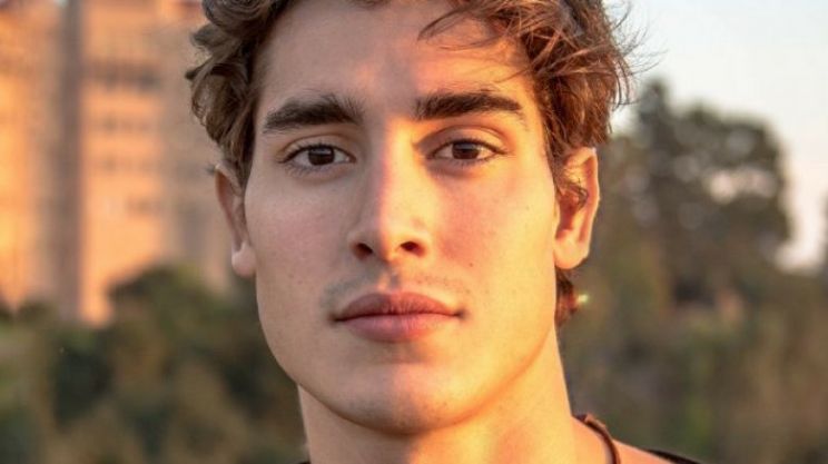 Henry Zaga