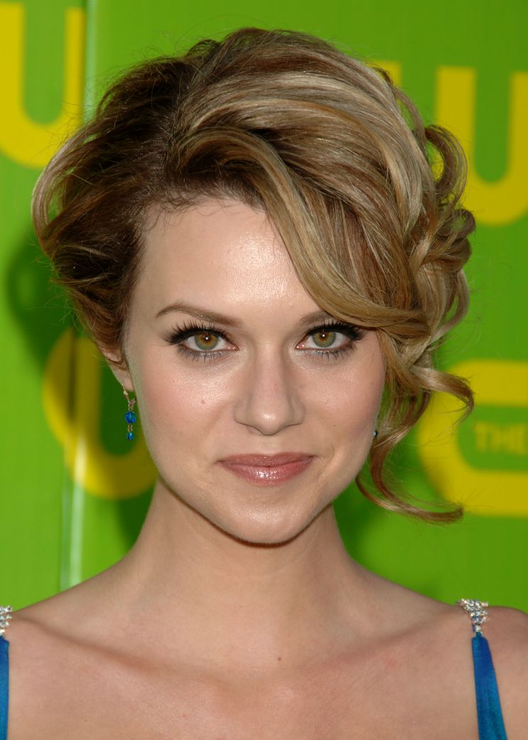 Hilarie Burton