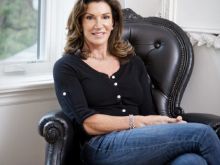 Hilary Farr