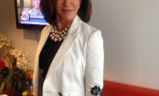 Hilary Farr