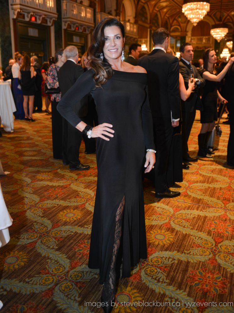 Hilary Farr