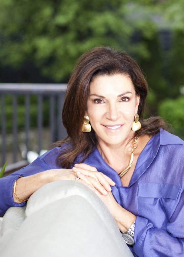 Hilary Farr