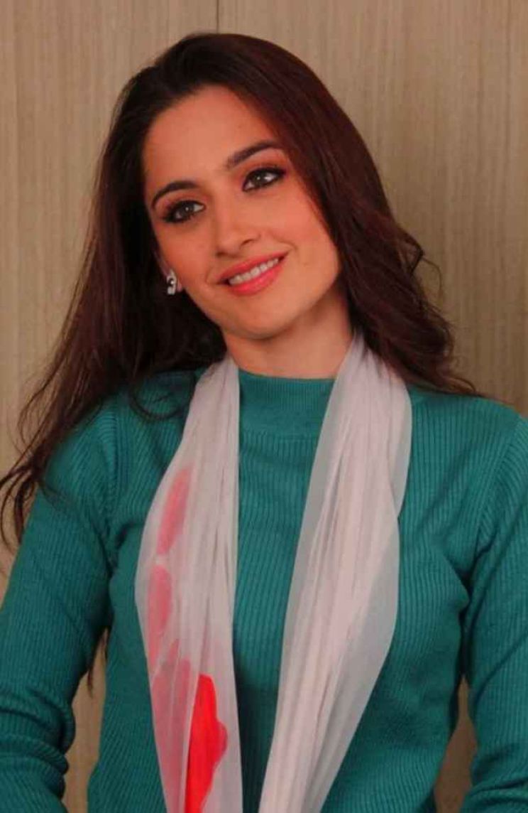 Hina Tasleem