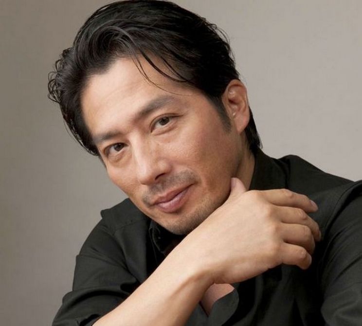 Hiro Kanagawa