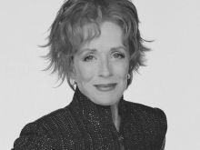Holland Taylor photo