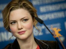 Holliday Grainger