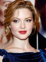 Holliday Grainger