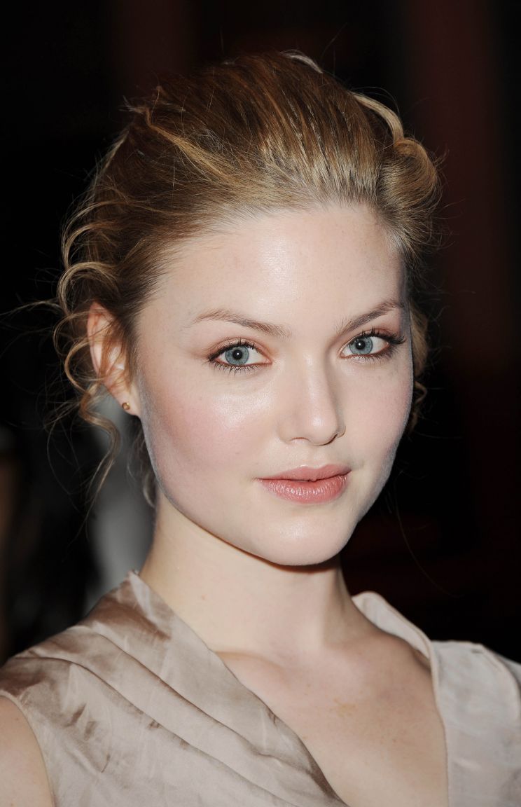 Holliday Grainger