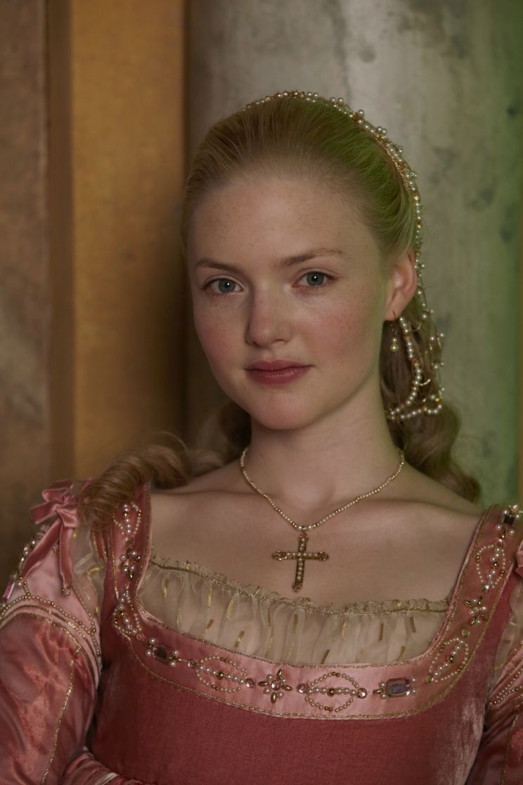 Holliday Grainger