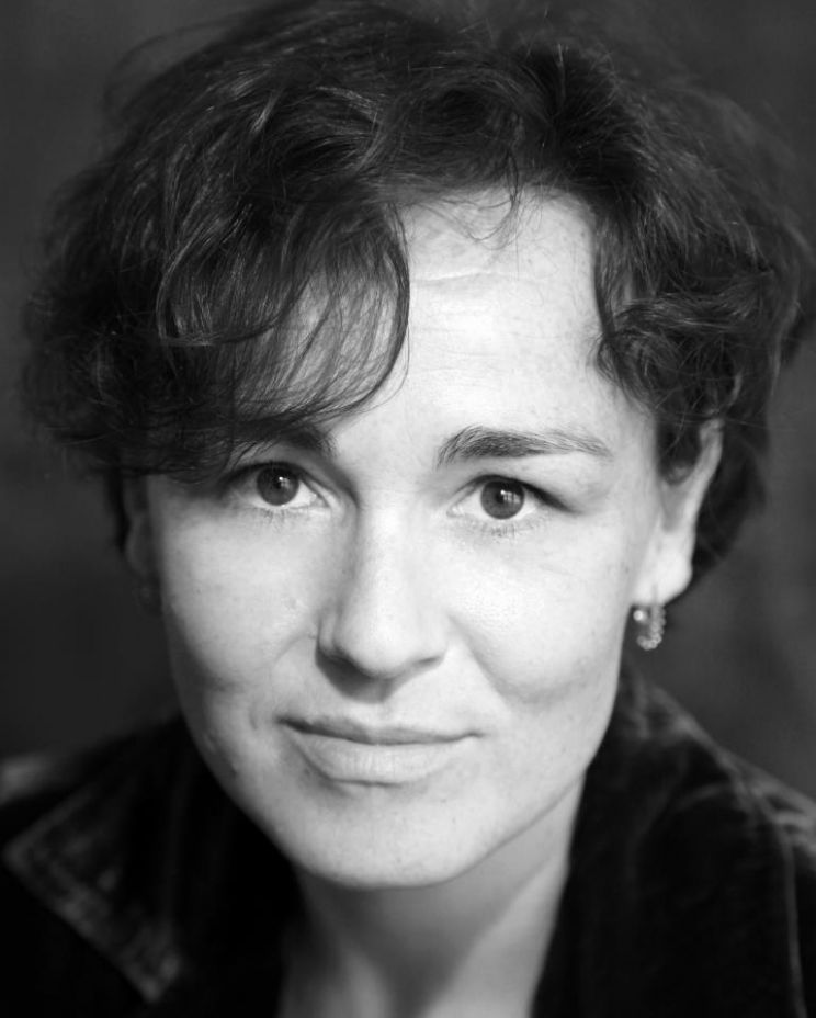 Holly De Jong