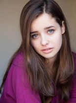 Holly Earl