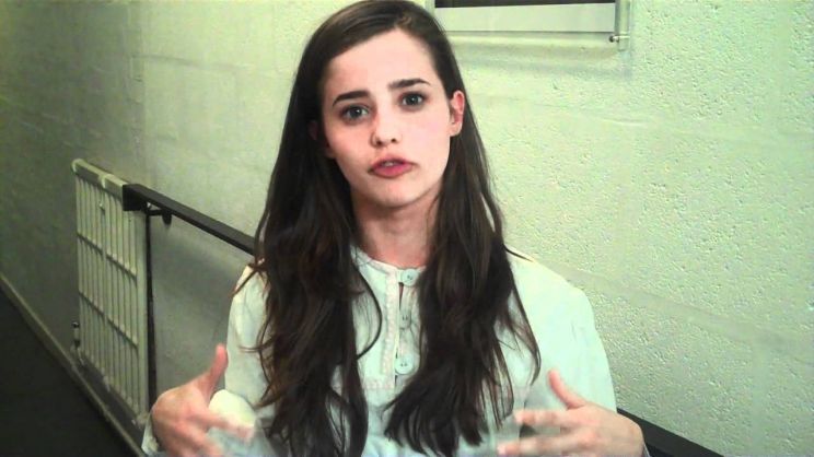 Holly Earl