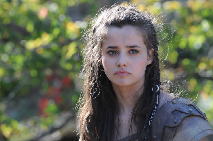 Holly Earl