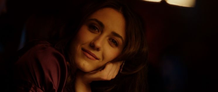Holly Earl