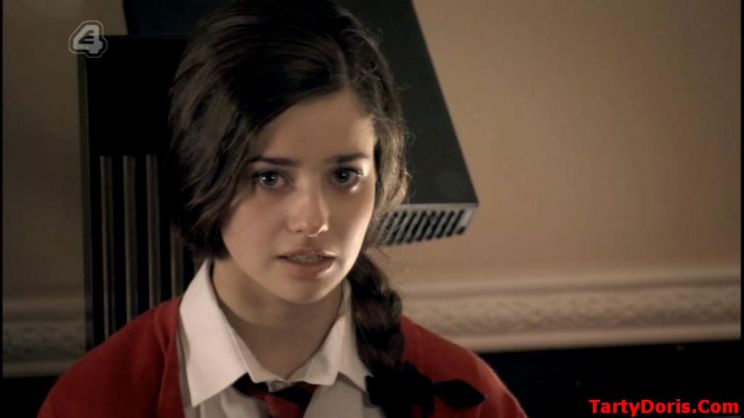 Holly Earl