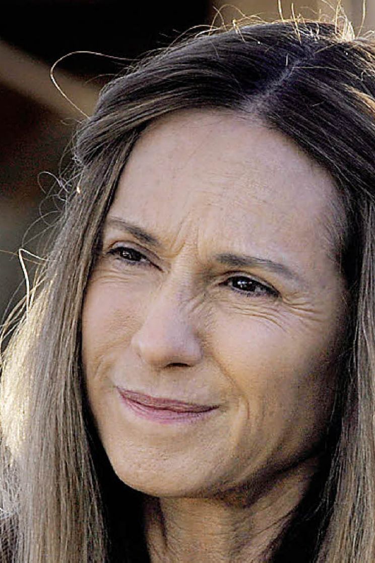 Holly Hunter