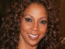 Holly Robinson Peete