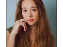 Holly Taylor