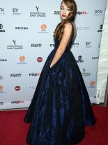 Holly Taylor #54691 picture (Portrait Medium)