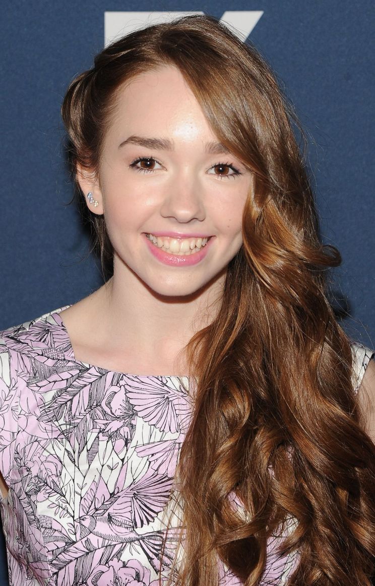 Holly Taylor