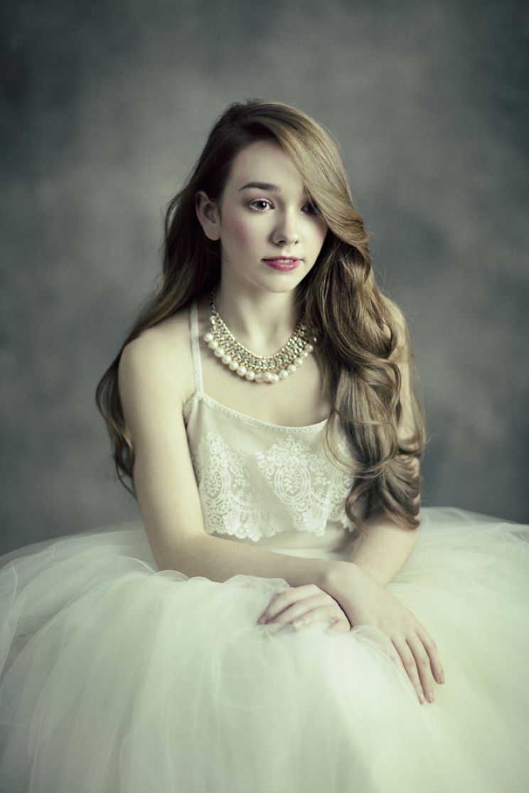 Holly Taylor
