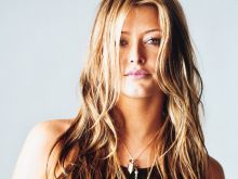 Holly Valance