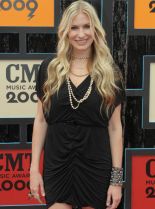 Holly Williams