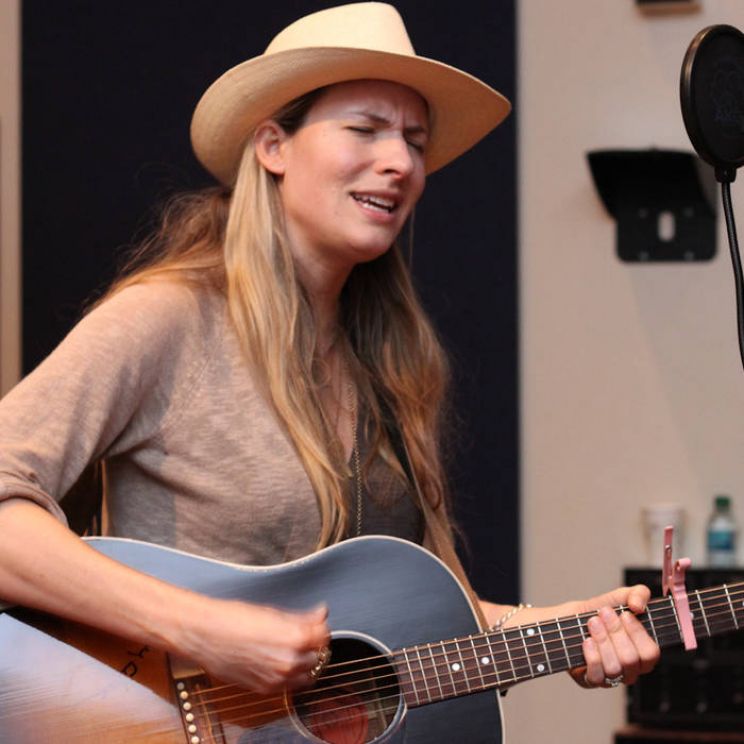 Holly Williams