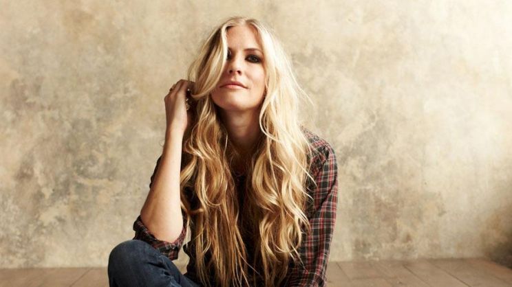 Holly Williams