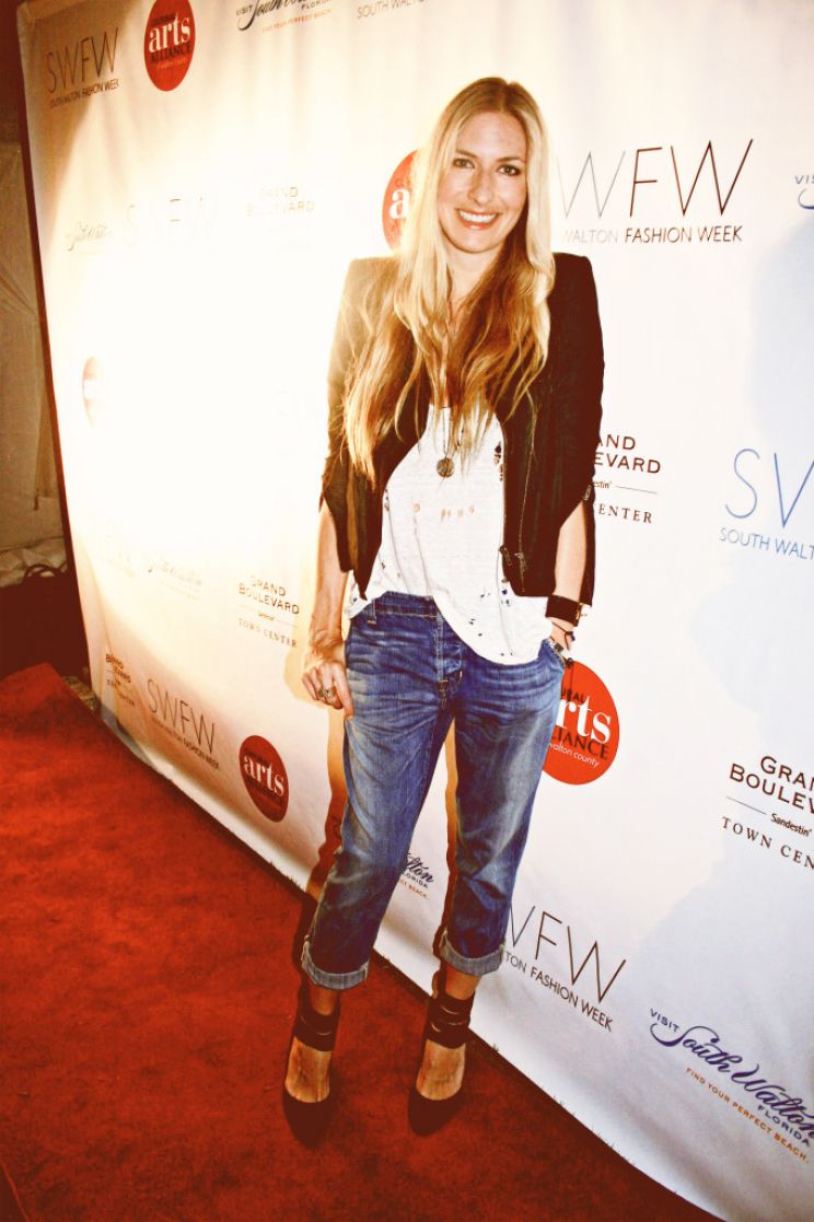 Holly Williams