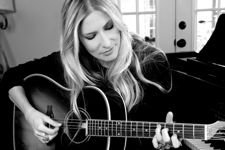 Holly Williams