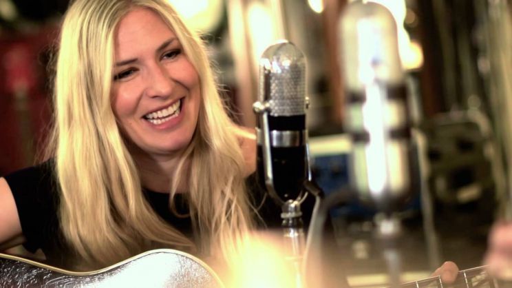 Holly Williams
