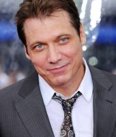 Holt McCallany