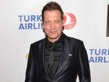 Holt McCallany #439417 picture (Landscape Medium)